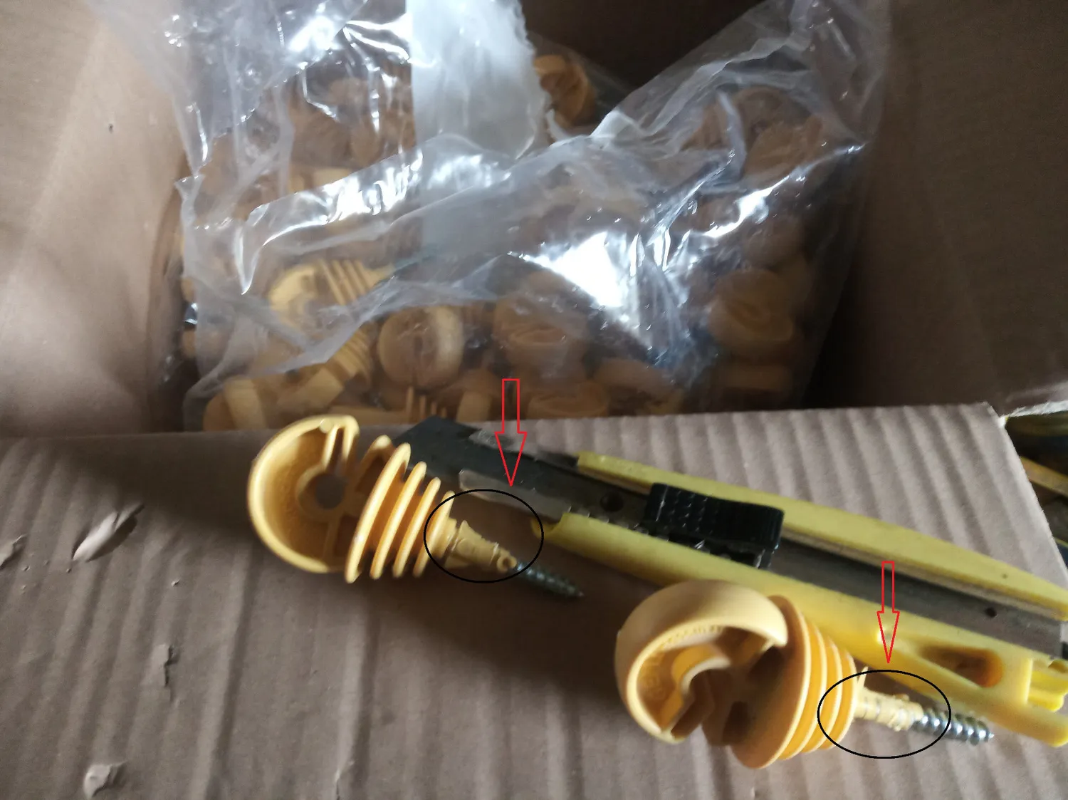 Gemi Kit 200 Isolatori Pali Legno 30 mm